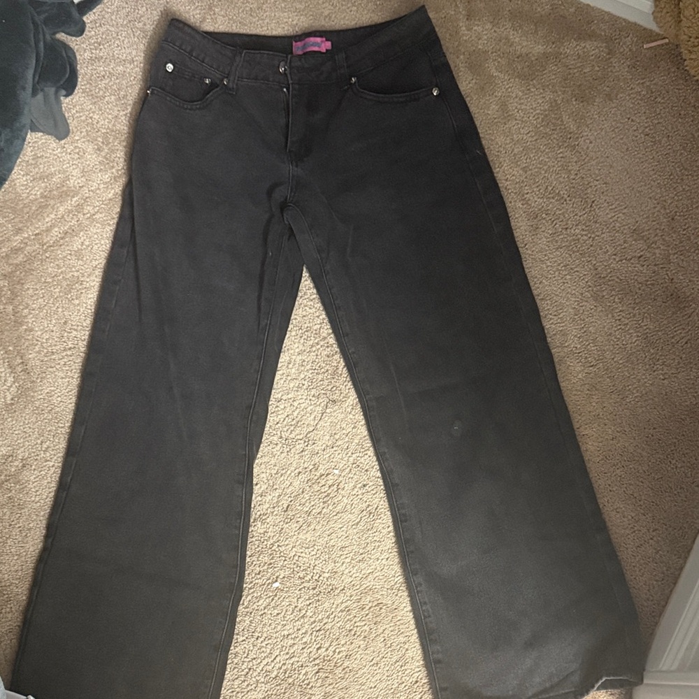 Edikted Charcoal Low rise Jeans
